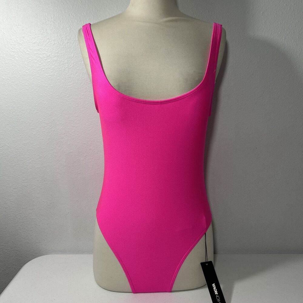 Nova Swim Swimsuit Womens Small Pink One‎ Piece Swimming Beach
